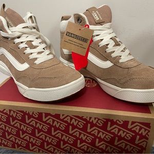 Vans Range Exp Hi V Suede Sherpa Burro W8.5